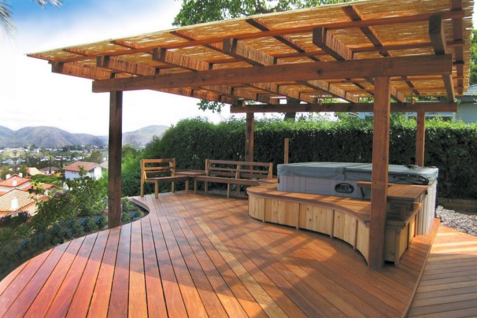 9 Cool Deck Designs that Add Seating | Exterior Projects