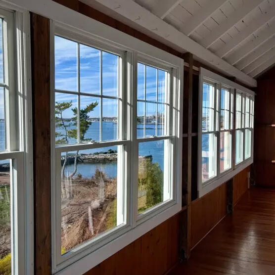400 Series Windows that tilt