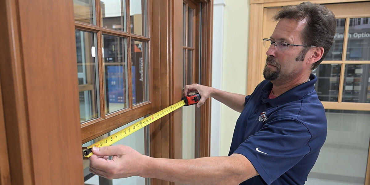 team member measuring